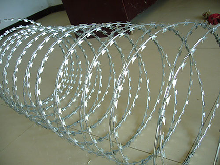  Razor barbed wires
