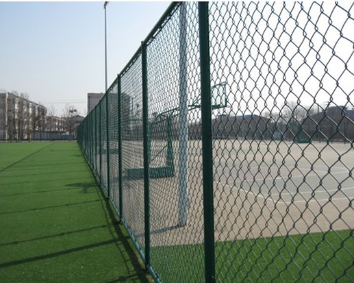  Why the fence of stadium always be chain link fence?