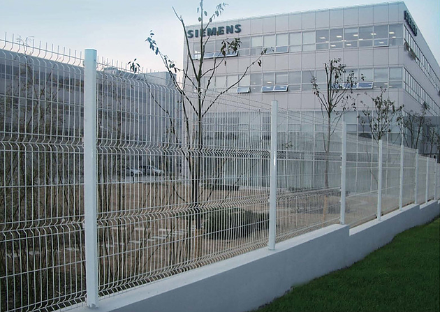 Linkland Welded wire mesh fence Specifications