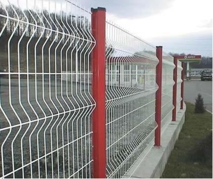 What is welded wire fencing