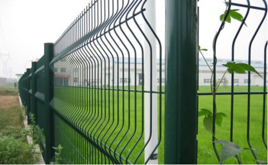 What is welded wire fencing