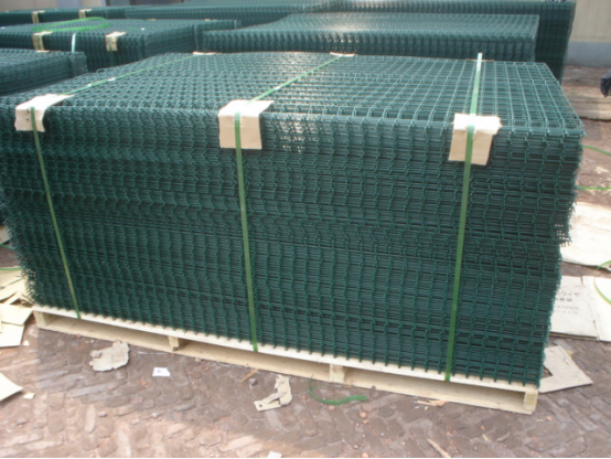 PVC welded wire mesh used for fences