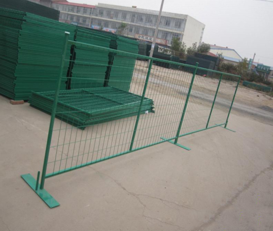 Temporary fencing for sale