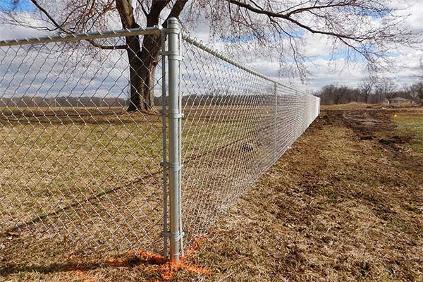 Reasons for choosing chain link fence