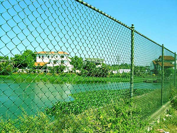 chain link fences are sometimes referred to as cyclone fences or hurricanes