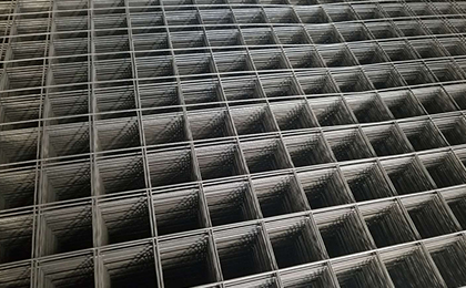 What are the uses of common welded mesh