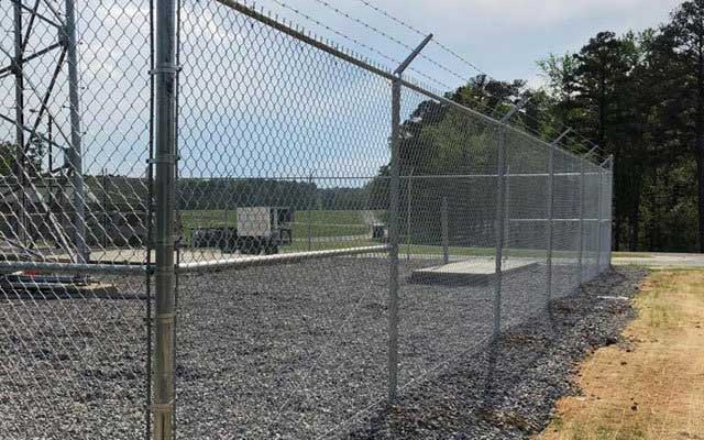 The characteristics of high compression resistance of chain link fence