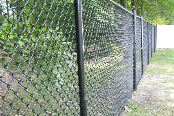 Chain Link Fence performance advantages