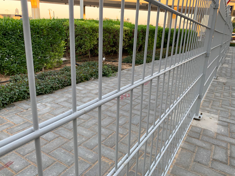 The Advantages of Installing a Metal Fence System for Your Property