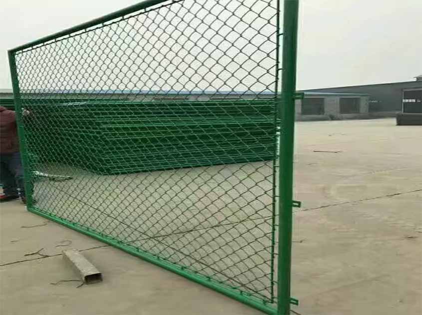 Chain Link Fencing: A Cost-Effective Solution for Property Owners