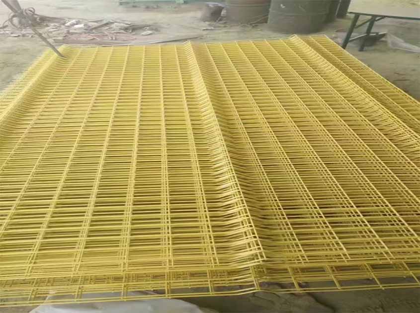 Welded Wire Mesh Fence: Protect Your Property, Protect Your Peace of Mind