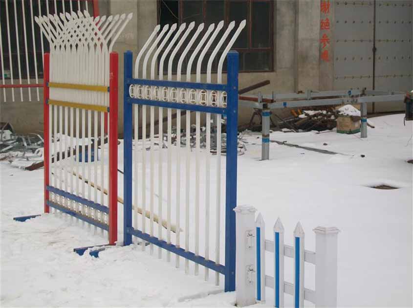 Rapid Installation and Convenient Maintenance: The Engineering Implementation Advantages of Pyramid Mesh Fence