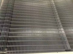 Welded Mesh Panel Fence: The Optimal Solution for Endurance and Versatility