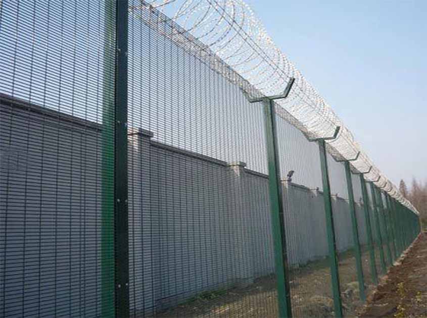 358 Security Fence: Optimal Perimeter Protection with Unmatched Durability