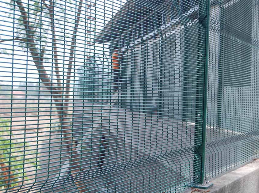 From Intruders to Admirers: How 358 Security Fence Enhances Your Property