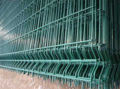 Welded Wire Mesh Fence Installation: Tips and Tricks for a Successful Project