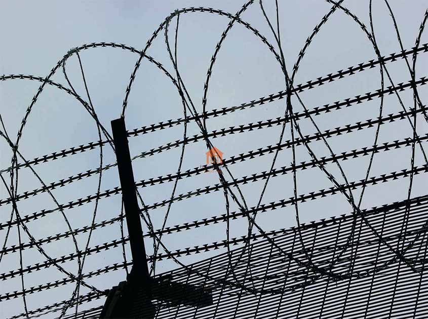 Guardians of the Sky: Unveiling the Secrets of Airport Fence