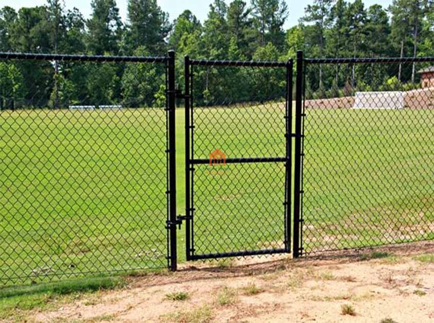 Maintaining and Repairing Chain Link Fence: Best Practices