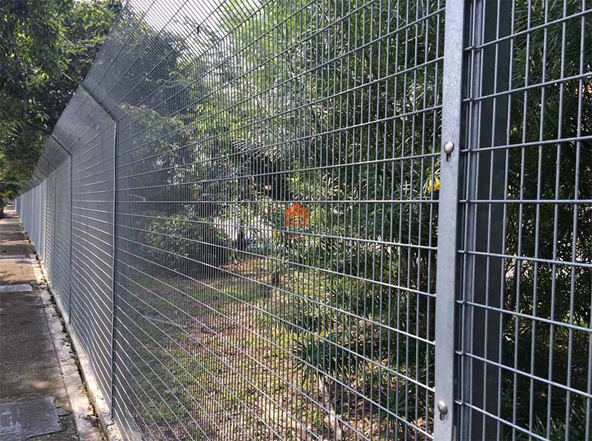 The Future of Perimeter Protection:Innovations in 358 Security fence