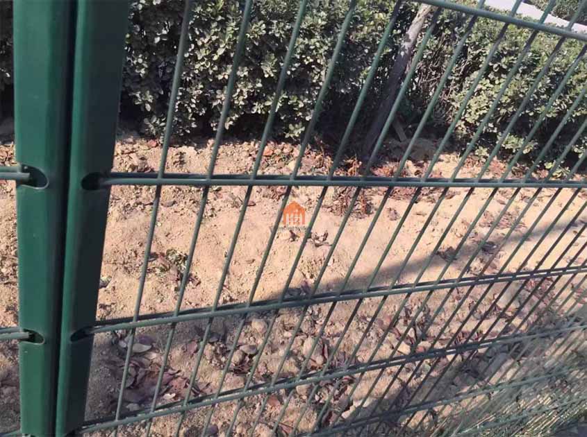 Double Wire Mesh Fence: A Border Keeper