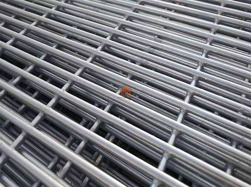 Right Height-Mesh Size for Your 3D Welded Wire fence