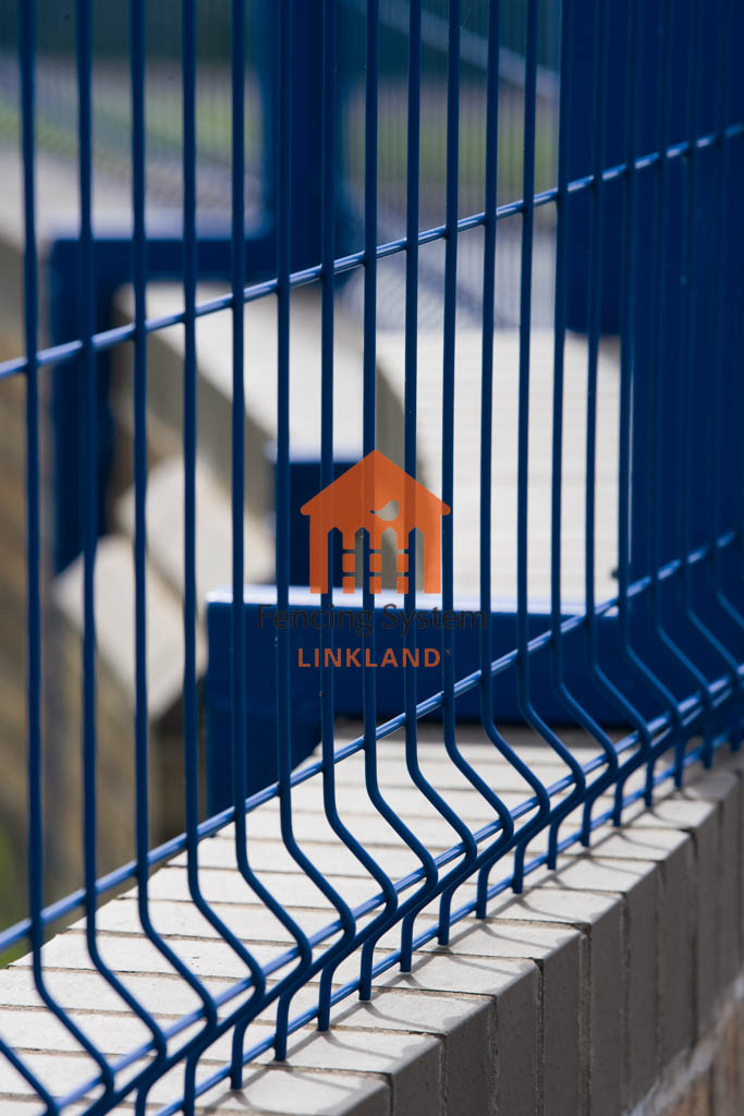 3D fence - A Look at Its Durability in Harsh Weather Conditions