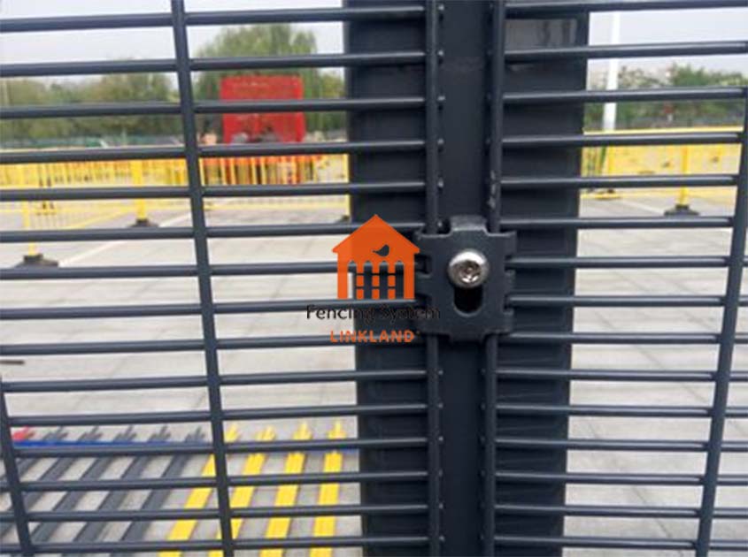 The Importance of Properly Installed anti-climb fence