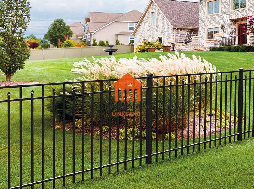 How to use Steel Picket Fence in your home to protect your children