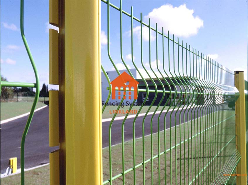 Understanding the Mechanics of 3D fence Systems: Structural Design and Stability