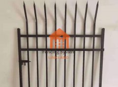 How to properly maintain Steel Picket Fence