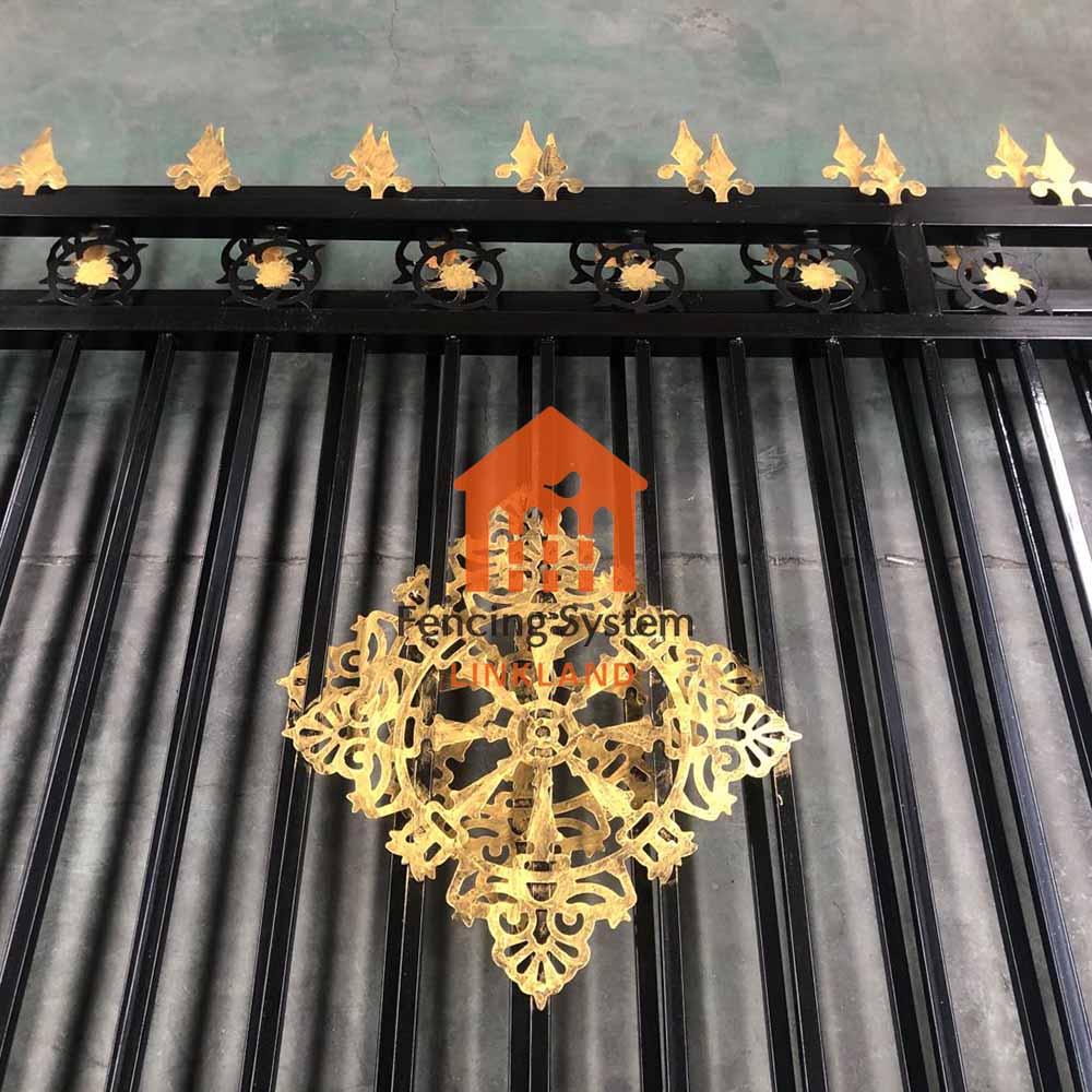 There are many styles of Steel Picket Fence, which one is more suitable for you