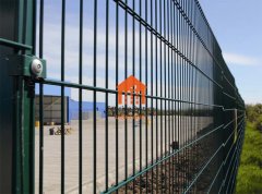 Exploring the Benefits of Galvanized Double wire mesh fence