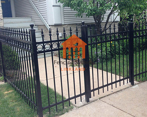 Wrought Iron Fence Styles: What