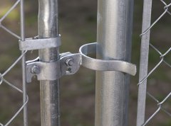 Chain Link Fencing in Industrial Applications: Ideal Choice for Gardens, Sports Stadiums, and Airports