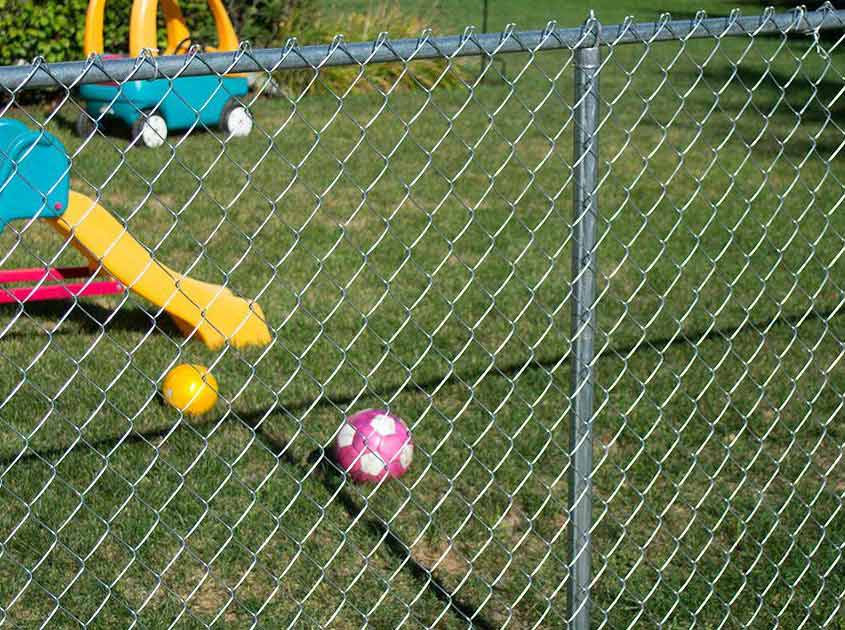 Reflections on the design of metal fences for campuses.